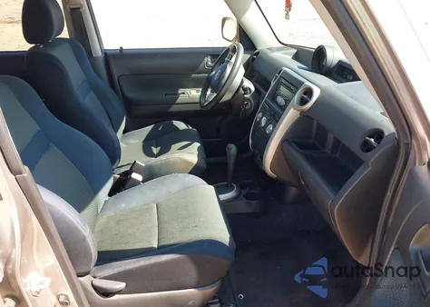 2006 Scion Xb z USA, uszkodzony, nr VIN JTLKT324964093527